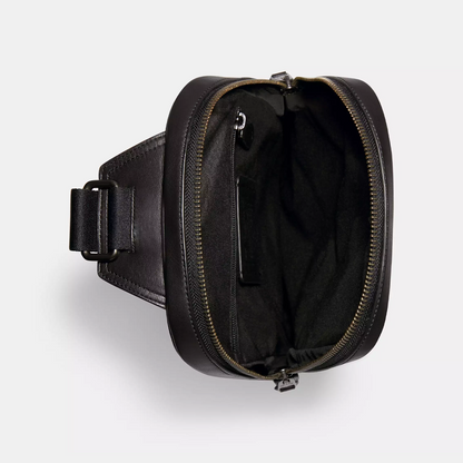 Coach Graham Pack In Signature Canvas